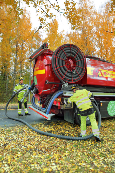 Nurmijärven kunta ja Nurmijärven Vesi tyhjentävät hulevesikaivojen sakkapesiä Klaukkalan alueella